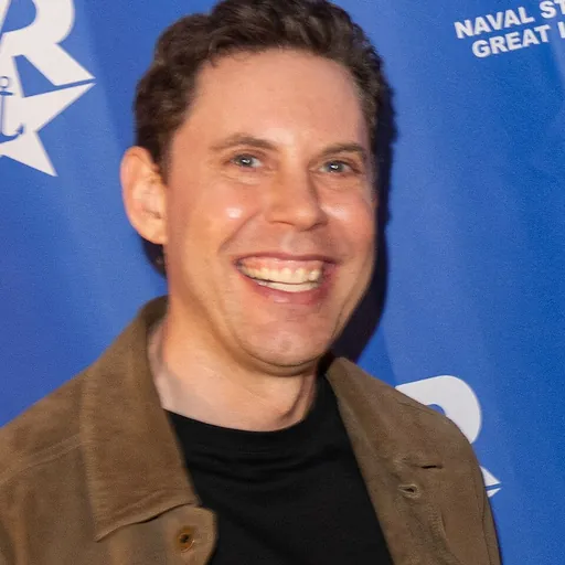 Portrait of Ryan Hamilton