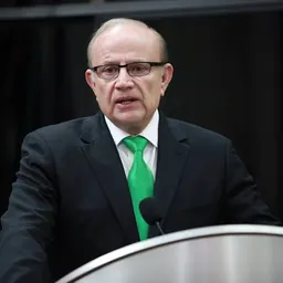 Portrait of Vernon Perez Rubio