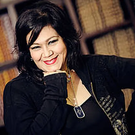 Portrait of Maridalia Hernández