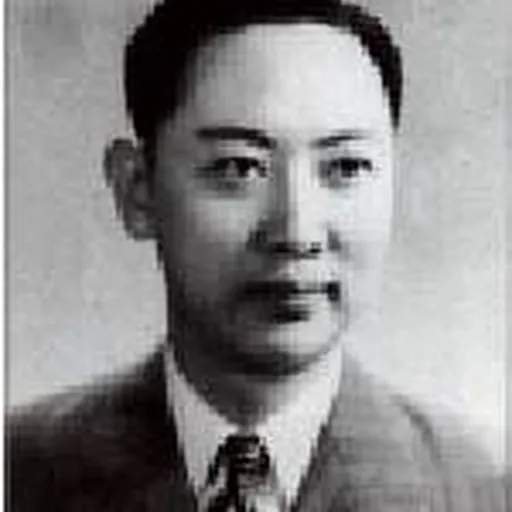 Portrait of Junqiu Zhang