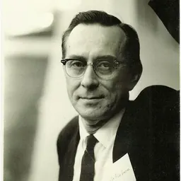 Portrait of Riley Gardner