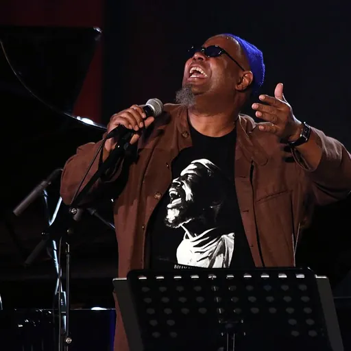 Portrait of Dwight Trible