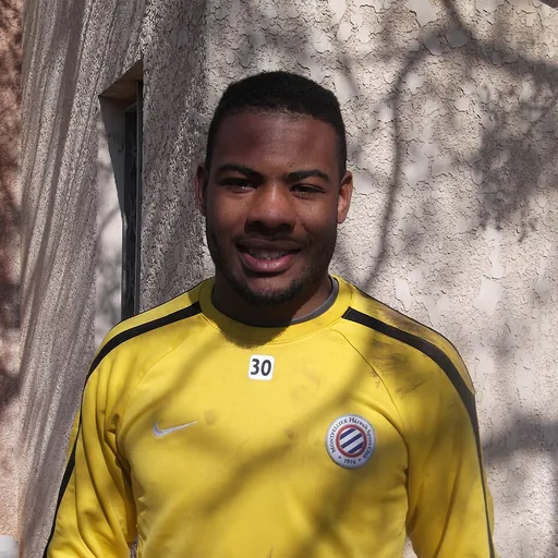 Portrait of Jonathan Ligali