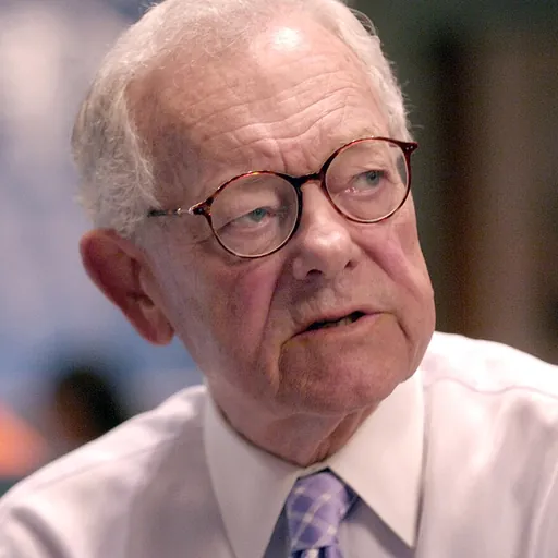 Portrait of Bob Schieffer