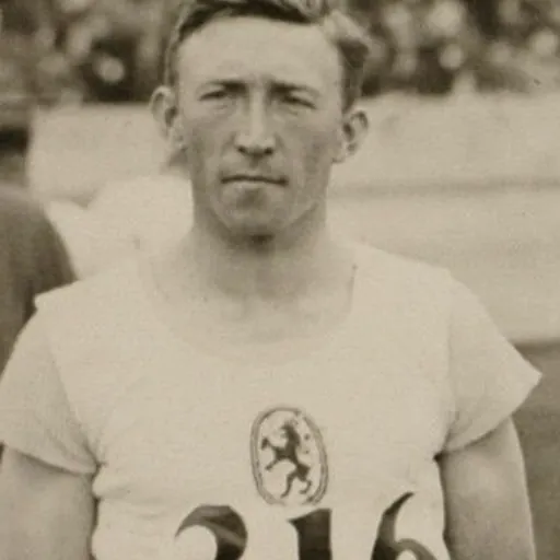 Portrait of Pleun van Leenen
