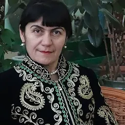 Portrait of Farzaneh Khojandi