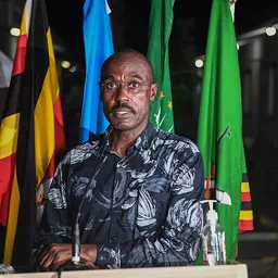 Portrait of Don Nabasa
