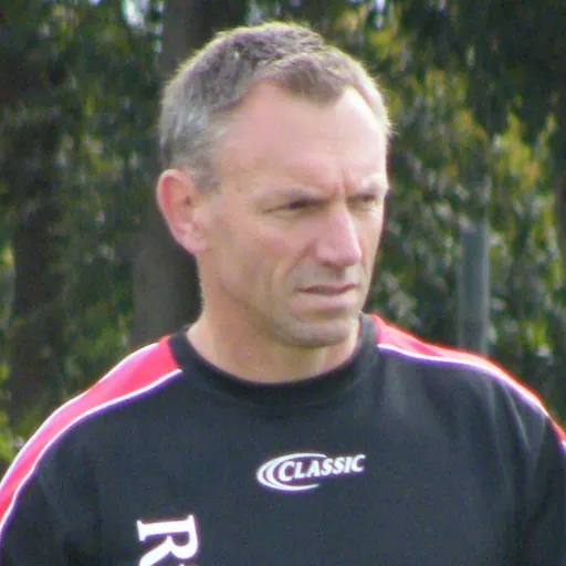 Portrait of Neil Henry