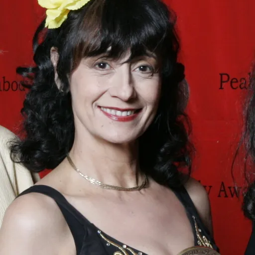Portrait of Rosie Flores
