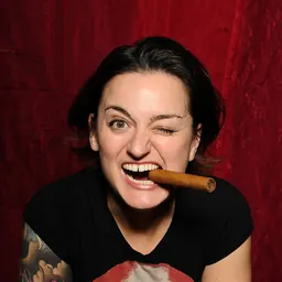 Portrait of Zoe Lyons