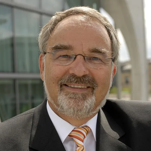 Portrait of Thomas Kossendey