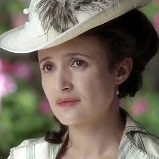Portrait of Lyndsey Marshal