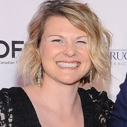Portrait of Jennifer Robertson