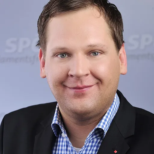 Portrait of Philip Kucher