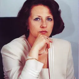 Portrait of Suzanne Stanik