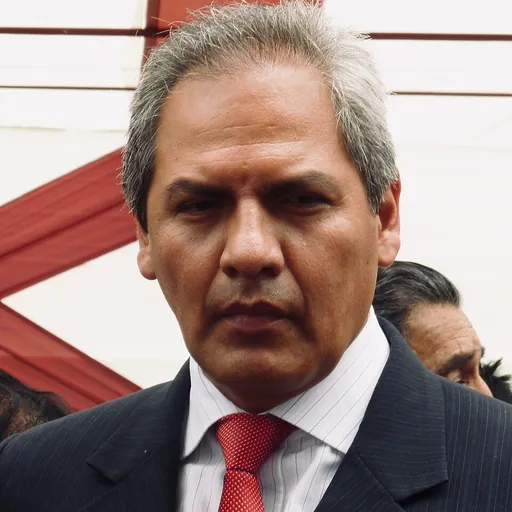 Portrait of Omar Quesada