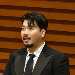 Portrait of Phillip Jeong