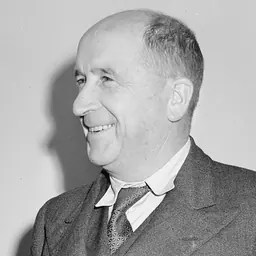Portrait of Ossie Mazengarb