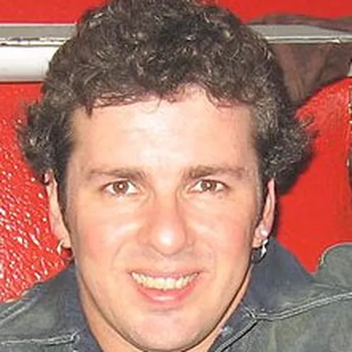 Portrait of Emmerson Nogueira