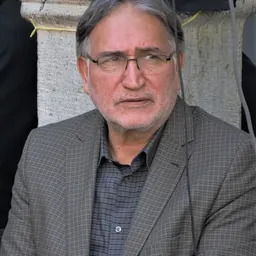 Portrait of Mohammad Nourizad