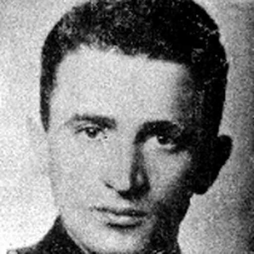 Portrait of Thomas Blatt
