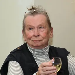 Portrait of Zdena Tomin