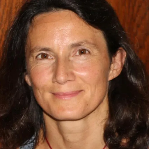 Portrait of Nathalie Palanque-Delabrouille