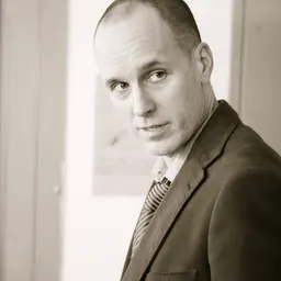 Portrait of Kelly AuCoin