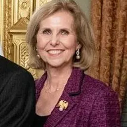 Portrait of Lynn Forney Young