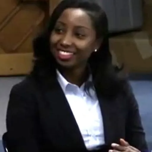Portrait of Jessica Holmes