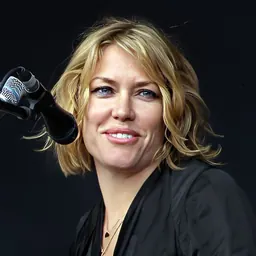 Portrait of Cerys Matthews