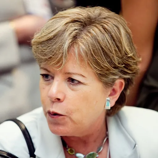 Portrait of Alicia Bárcena Ibarra
