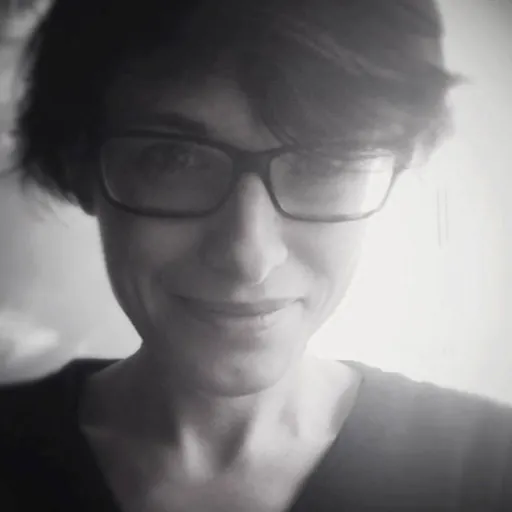 Portrait of Déborah Heissler
