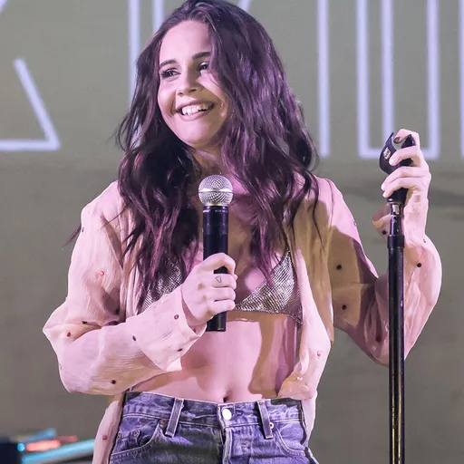 Portrait of Bea Miller