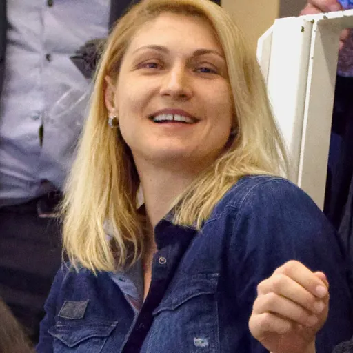 Portrait of Sanela Knezović