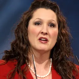 Portrait of Lisa Lyons