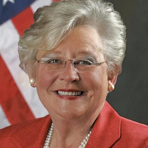 Portrait of Kay Ivey