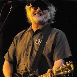 Portrait of Scott McCaughey