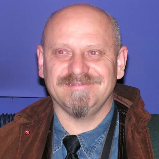 Portrait of Adam Lizakowski