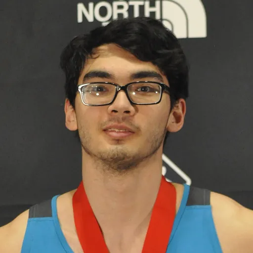 Portrait of Noah Bratschi