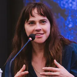 Portrait of Fiona Dourif