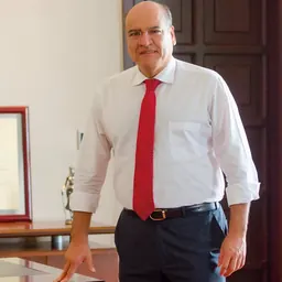 Portrait of Javier Villacaña Jiménez