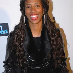 Portrait of Shondrella Avery