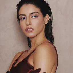 Portrait of Isabela Souza