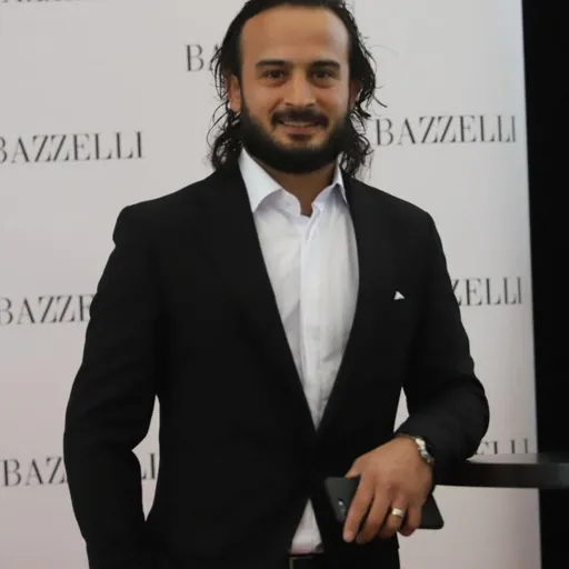 Portrait of Peyman Hosseini