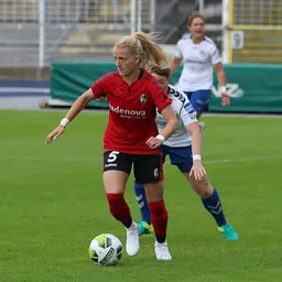 Portrait of Kim Fellhauer