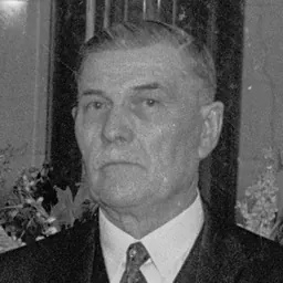 Portrait of Evan Lewis