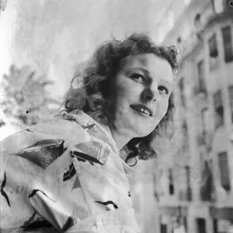 Portrait of Nel van Vliet