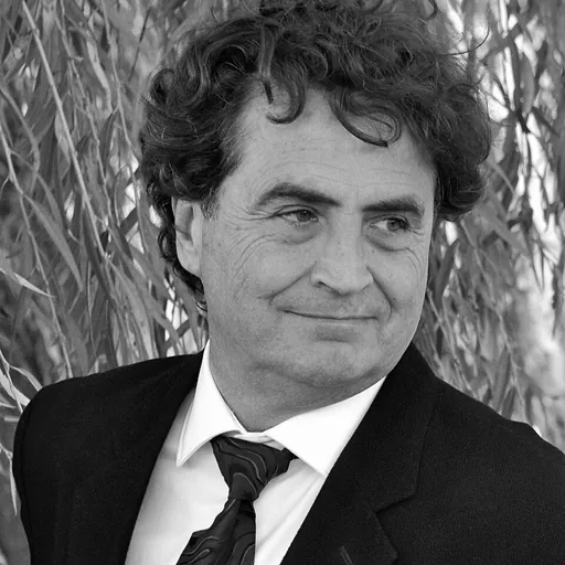 Portrait of Fernando Menis