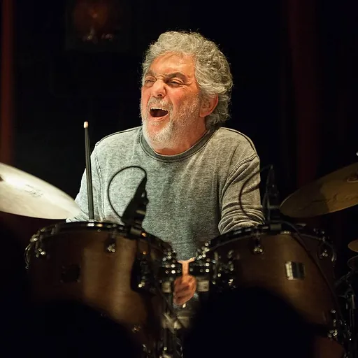 Portrait of Steve Gadd